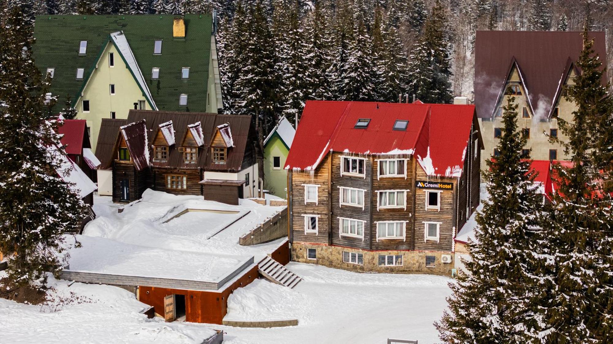 Gremi Hotel Dragobrat Exterior foto
